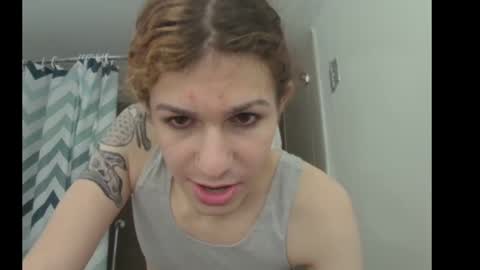 cuddleavenue online show from 10.04.25