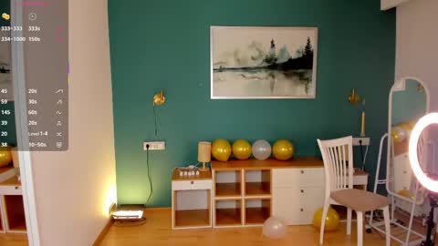 Silvia online show from 05.04.26