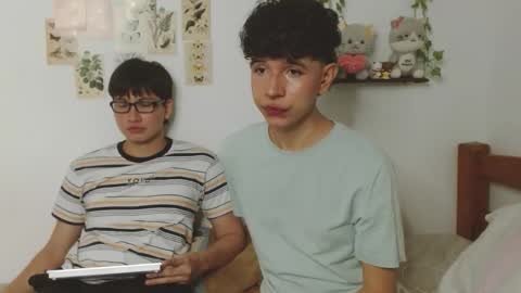 Snapshot of cuddly_and_jinx chatting on 03.21.26 cuddly_and_jinx online show from 03.21.26