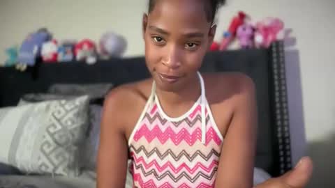 cum2charmxx online show from 05.20.26