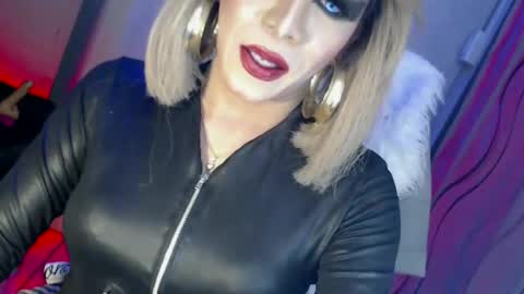 CUMMELA SLUTI online show from 06.12.26