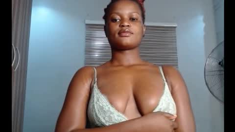 Snapshot of cum_ebony_petitxx chatting on 09.09.25 cath online show from 09.09.25
