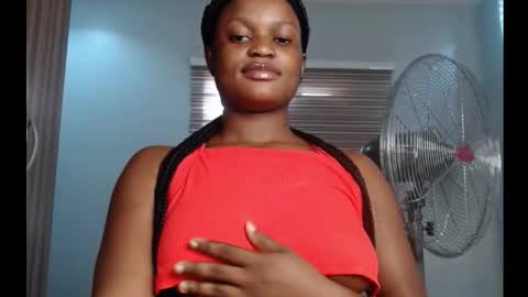 Snapshot of cum_ebony_petitxx chatting on 09.14.25 cath online show from 09.14.25