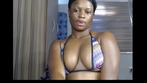 Snapshot of cum_ebony_petitxx chatting on 10.15.25 cath online show from 10.15.25
