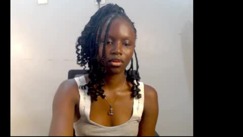 Snapshot of cum_ebony_xsecret chatting on 05.16.26 sophie online show from 05.16.26