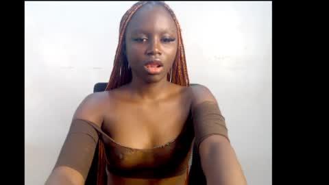 Snapshot of cum_ebony_xsecret chatting on 06.10.26 sophie online show from 06.10.26