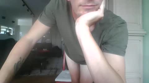cum_swallow_bi online show from 05.31.26