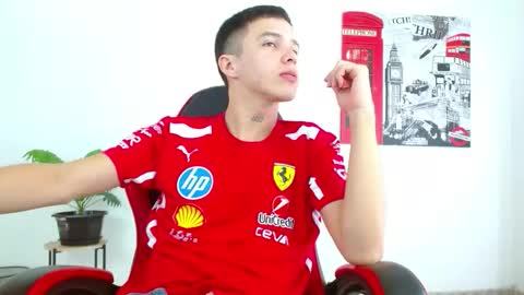 cumandres online show from 11.08.25