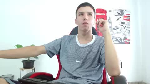 cumandres online show from 11.15.25