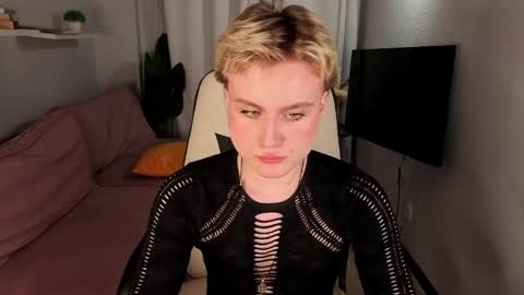 Ellio online show from 05.04.26