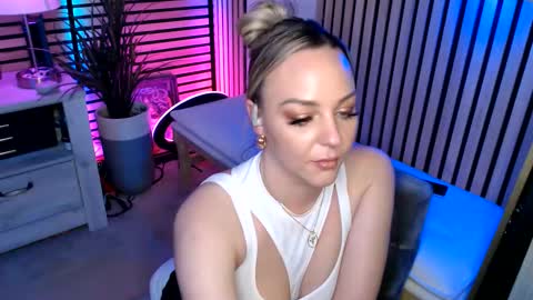 cumguzzlingskank online show from 04.06.26