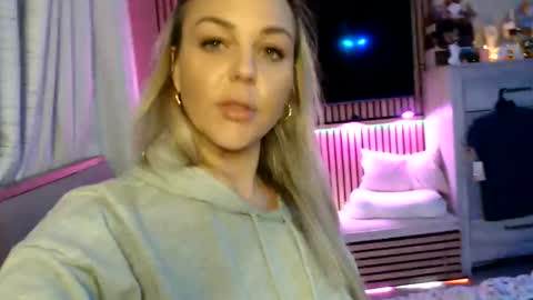 cumguzzlingskank online show from 05.07.26