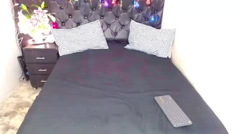 Snapshot of cummylove1 chatting on 01.15.25 kelly doll allen online show from 01.15.25