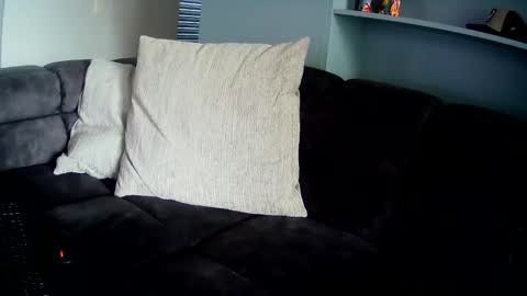 cumonbby online show from 01.08.25