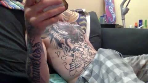 Snapshot of cumonover420 chatting on 05.19.26 cumonover420 online show from 05.19.26