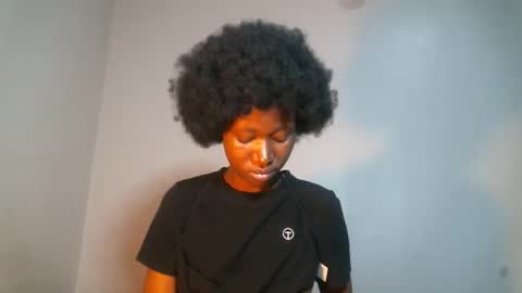 Snapshot of cumslayer19 chatting on 03.12.26 Shiiro online show from 03.12.26