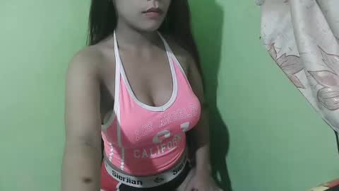 cumwhore4uxox online show from 01.17.26