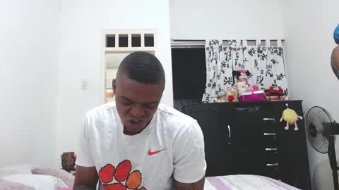 dominic and julieta... independent models online show from 01.21.25