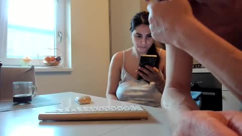 Snapshot of cuplu29 chatting on 05.18.26 maria alex online show from 05.18.26