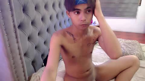 Xyrien online show from 12.17.25