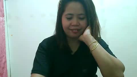 Snapshot of curious_girl247 chatting on 01.04.25 curious_girl247 online show from 01.04.25