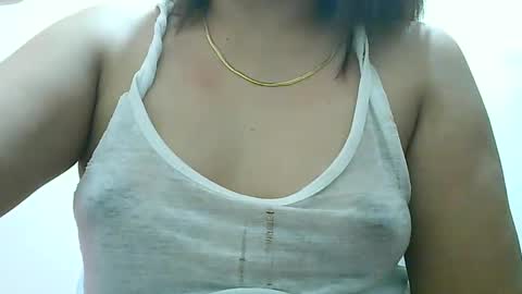 Snapshot of curious_girl247 chatting on 01.09.25 curious_girl247 online show from 01.09.25