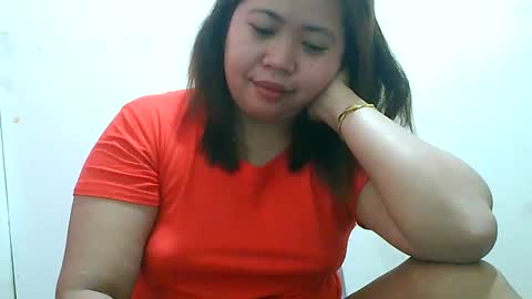 Snapshot of curious_girl247 chatting on 01.17.25 curious_girl247 online show from 01.17.25