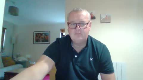 Snapshot of curiousax77 chatting on 12.13.24 curiousax77 online show from 12.13.24