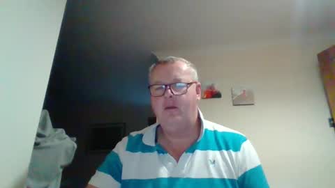 Snapshot of curiousax77 chatting on 12.31.24 curiousax77 online show from 12.31.24