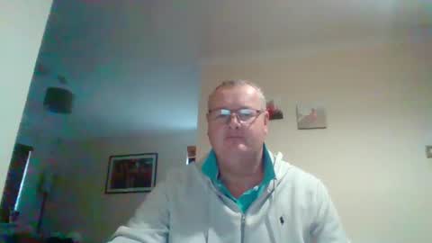 Snapshot of curiousax77 chatting on 02.14.25 curiousax77 online show from 02.14.25