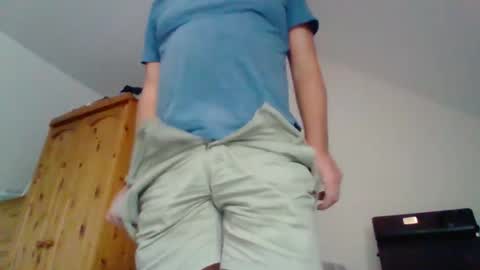 Snapshot of curiousax77 chatting on 10.12.25 curiousax77 online show from 10.12.25