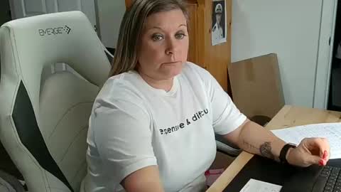 curious couple online show from 02.07.25