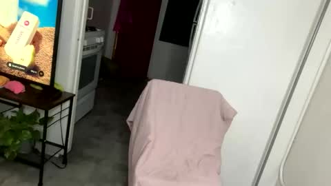 Snapshot of curliegirlee chatting on 03.12.26 curliegirlee online show from 03.12.26