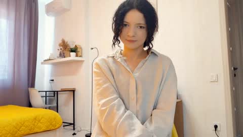 Kira online show from 04.20.26