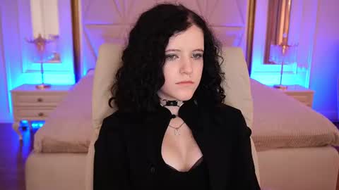 curly_cleo online show from 08.05.26