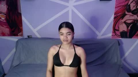 Snapshot of curly_dani chatting on 11.04.25 curly_dani online show from 11.04.25