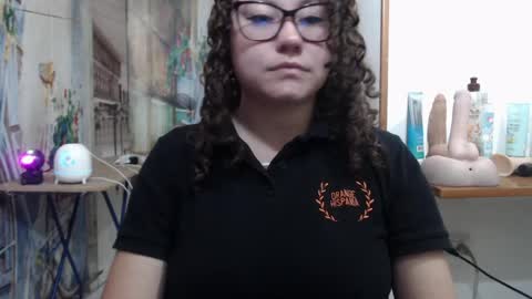 Vannesa online show from 04.09.26