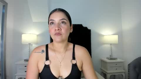 curly luna  online show from 03.13.26