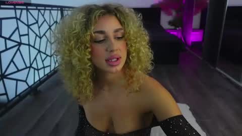 Antonia online show from 07.04.26