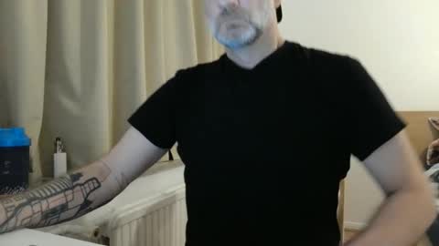 Snapshot of curman85 chatting on 12.04.24 Curman85 online show from 12.04.24