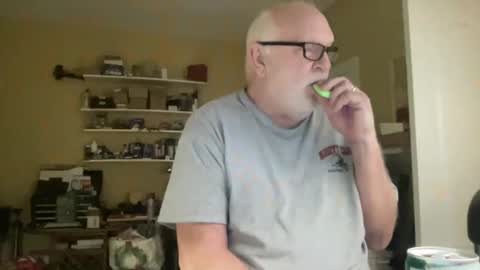 Snapshot of curo69 chatting on 01.02.25 ALAN online show from 01.02.25