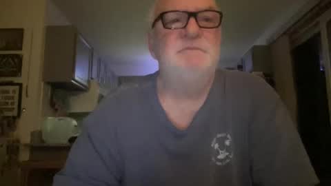 Snapshot of curo69 chatting on 01.19.25 ALAN online show from 01.19.25