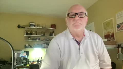 Snapshot of curo69 chatting on 01.29.25 ALAN online show from 01.29.25