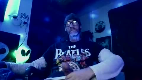 Snapshot of curtisbaldwin805 chatting on 12.14.25 Curtisdow420 online show from 12.14.25