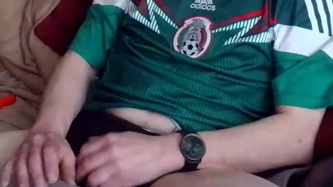 curvelover1977 online show from 03.14.26