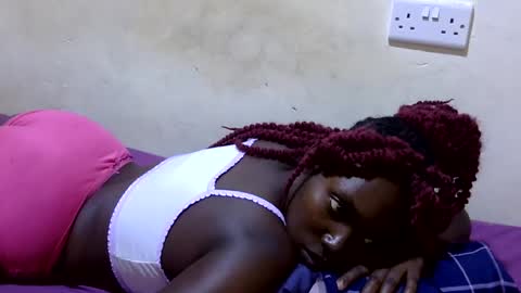 curvy_queen12 online show from 07.13.26