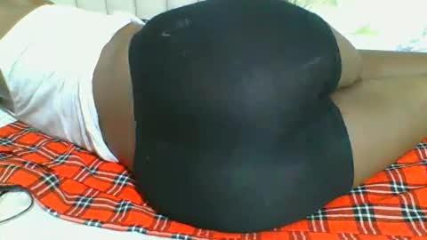 Snapshot of curvybootyj chatting on 02.12.25 CuteJJudy online show from 02.12.25