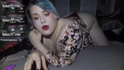 Snapshot of curvygothfemboy chatting on 02.06.25 Curvygothfemboy online show from 02.06.25