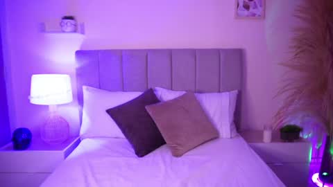 Samantha online show from 01.06.25