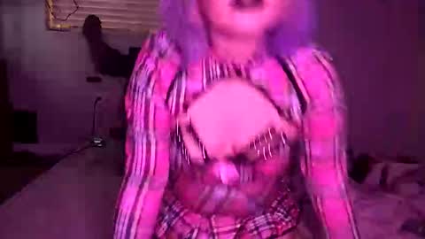 Snapshot of curvylucifinaxxx chatting on 02.03.25 Lucifina ganja kittens online show from 02.03.25